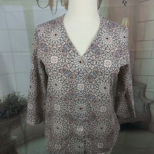❤️6 items for $25 ❤️ Van Heusen Abstract Print Blouse